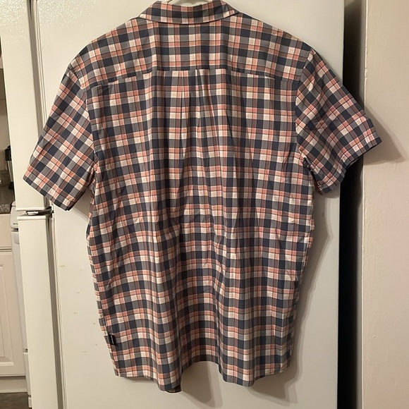 Patagonia Men's XL 70% Cotton Plaid Button Down Shirt - Picture 6 of 6